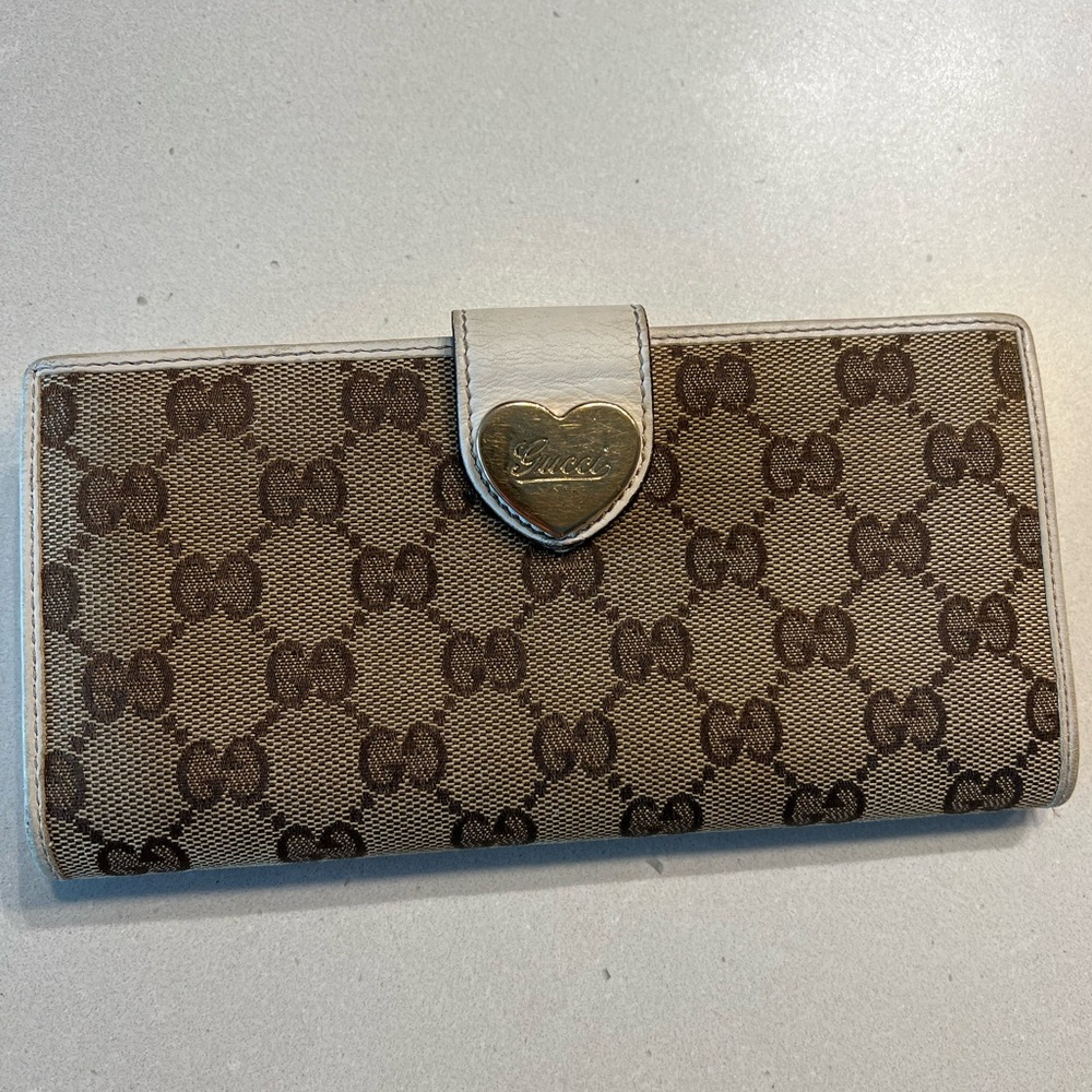 Vintage Gucci Fold Purse Long Wallet Heart GG Beige Canvas Leather, Italy, used
